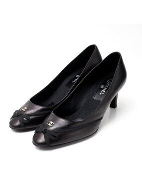 Chanel Pumps CC Logo CC Ribbon Heels